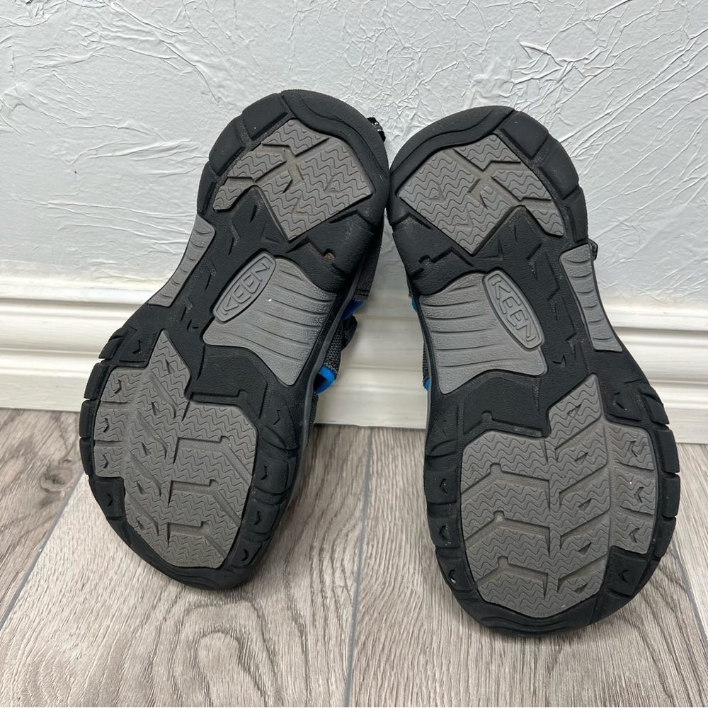 Keen kids little Newport H2 Size2 - Picture 9 of 9